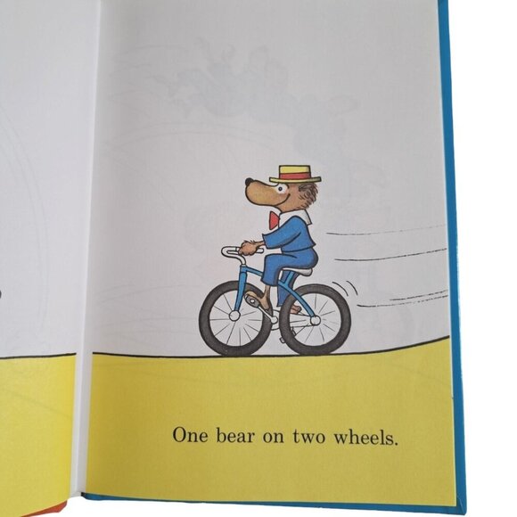 RARE Dr Seuss Berenstain Bears On Wheels Vintage‎ 1969 Hardcover Children's Book - Picture 8 of 14